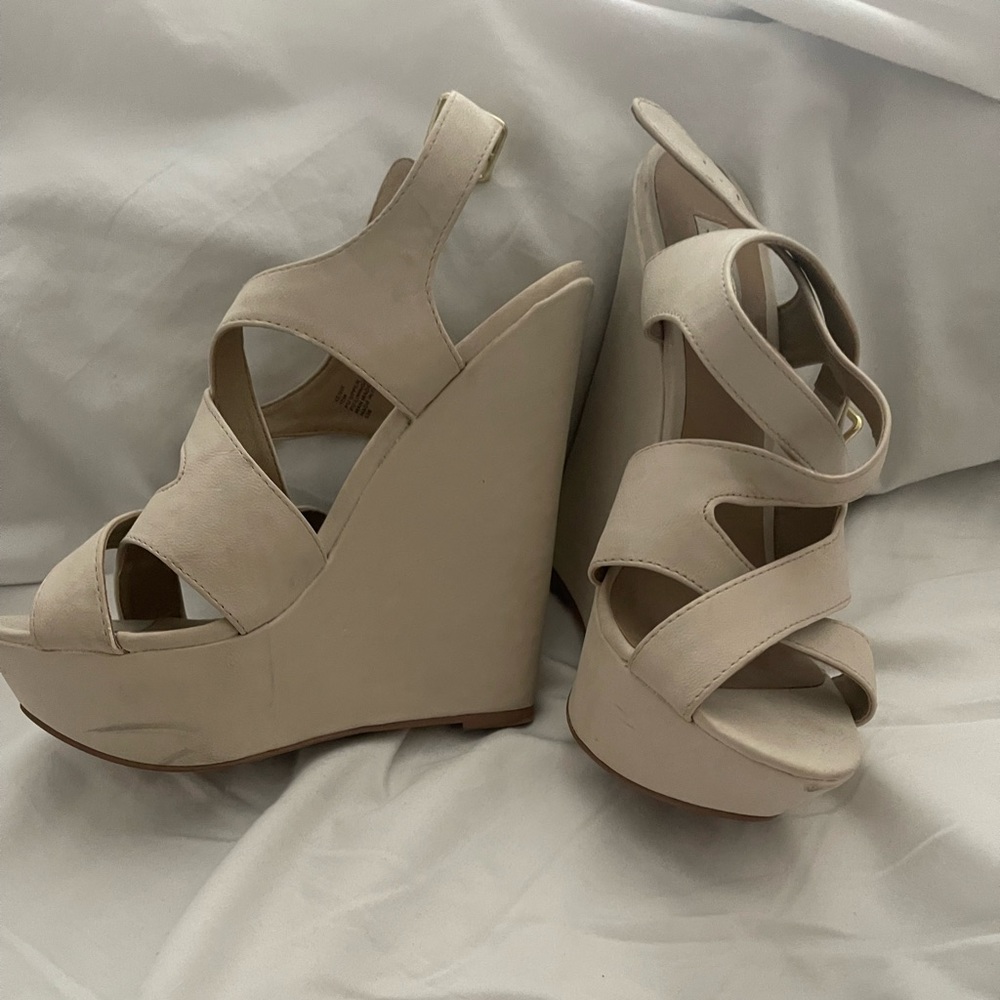 Steve Madden Wedges